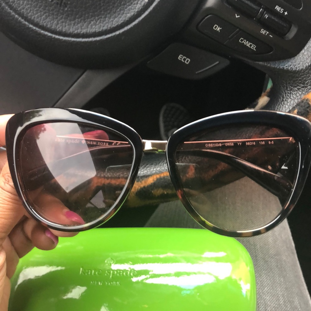 Kate Spade 😎 Sunglasses!!